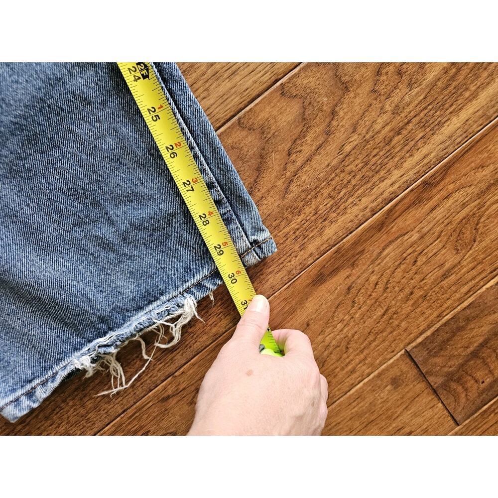 BGD Urban Outfitters Skate Fit Men's Denim Jeans Size 32x30 Distressed Grunge - Picture 7 of 7